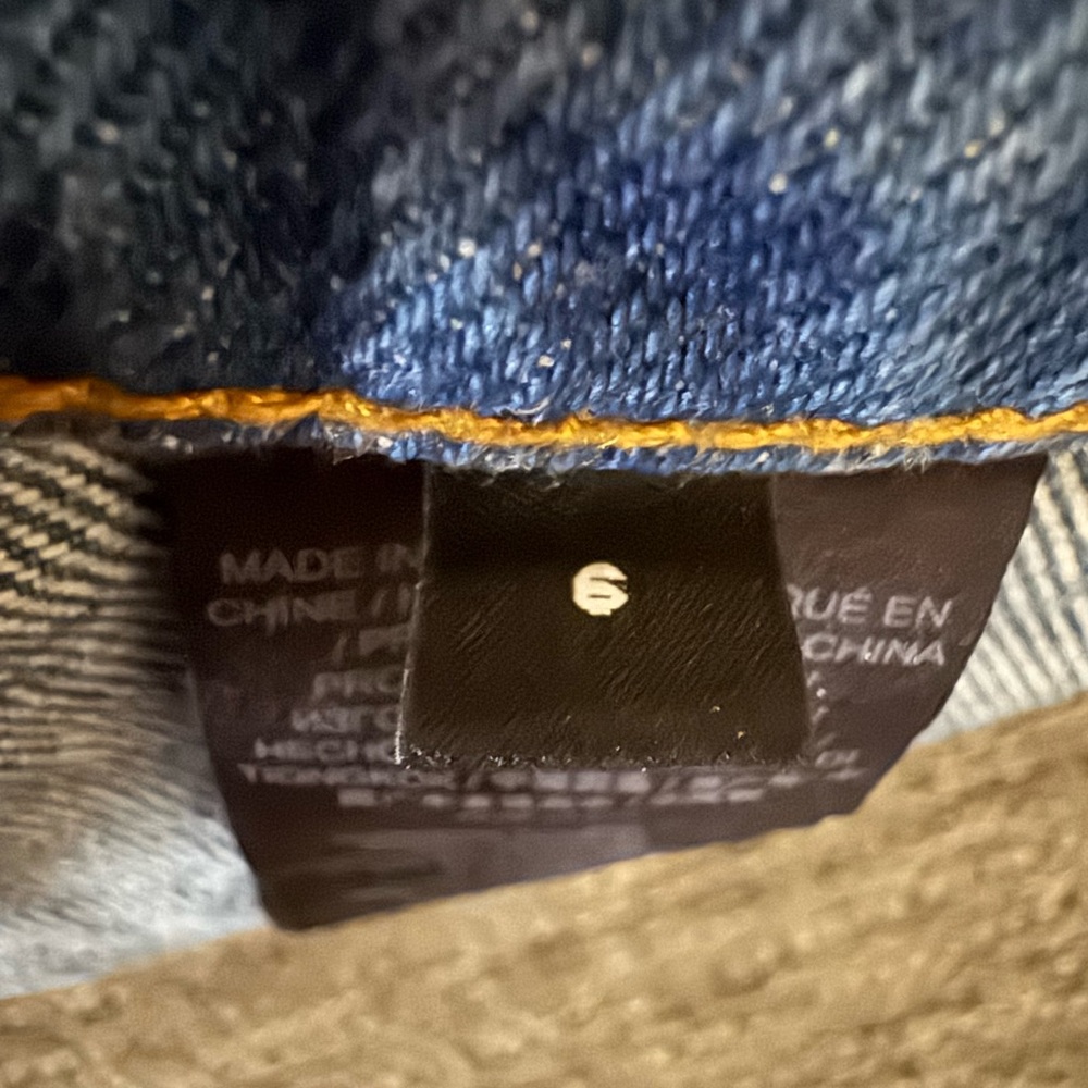 EUC Tory Burch DECONSTRUCTED DENIM SKIRT size 6 - Picture 15 of 15